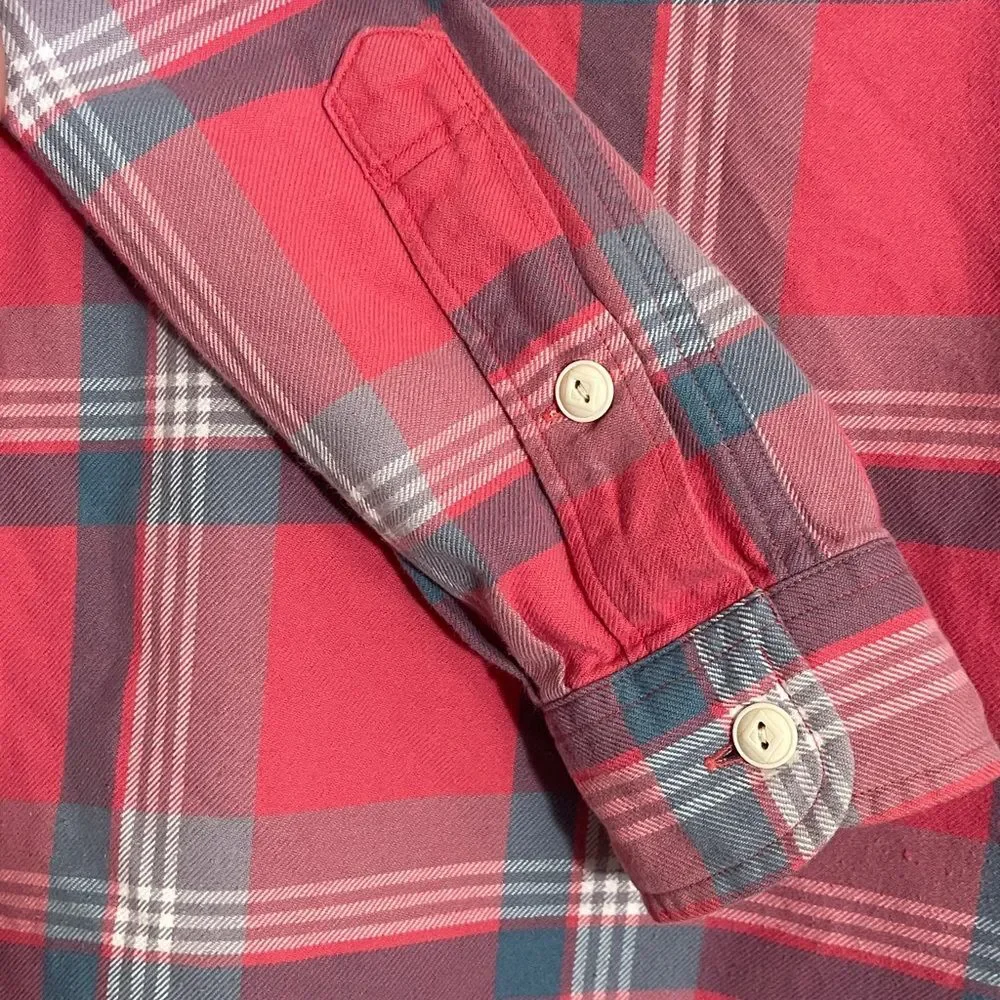 J Crew Men’s Cotton Twill Button Down Size Medium in Faded Red Tartan Plaid